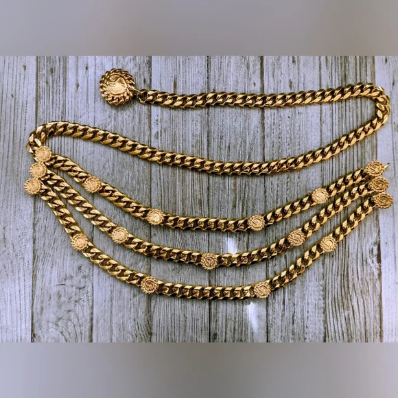 Stunning St. John Vintage 1980's-90' Gold Chain Belt with Medallion Accents - Picture 1 of 17